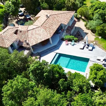 Villa Giuliaca 6 Chambres-6 Sdb, Piscine Chauffée, Calme, Vue Spectaculaire